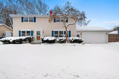 1217 Morris Ave, Green Bay, WI 54304