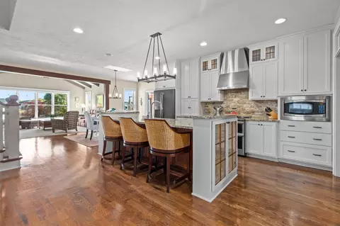 Kitchen - 4847 Canvasback Cir, Appleton, WI 54913 photo 4 of 5