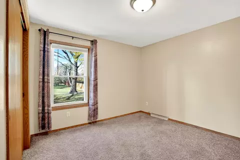 2919 S Moon Beam Ct, Appleton, WI 54915 photo 23