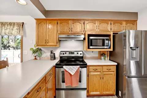 2919 S Moon Beam Ct, Appleton, WI 54915 photo 10