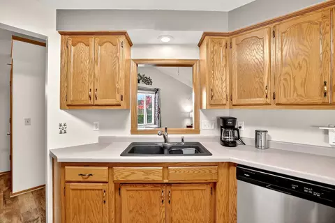 2919 S Moon Beam Ct, Appleton, WI 54915 photo 11