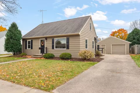 1819 E Byrd St, Appleton, WI 54911