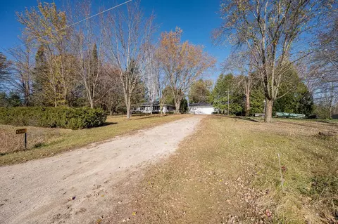 Exterior - w3488 Center Valley Road, Appleton, WI 54913 photo 12 of 12