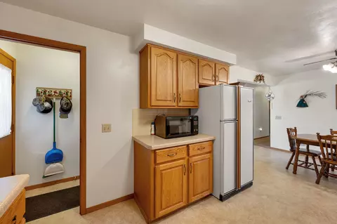 Kitchen - w3488 Center Valley Road, Appleton, WI 54913 photo 7 of 7