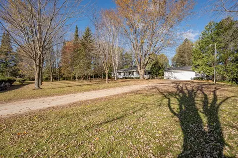 Exterior - w3488 Center Valley Road, Appleton, WI 54913 photo 10 of 12