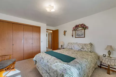 Bedroom - w3488 Center Valley Road, Appleton, WI 54913 photo 2 of 4