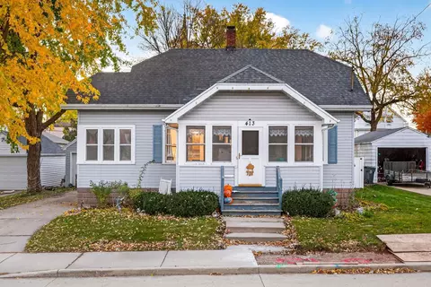 413 Wilson St, Little Chute, WI 54140