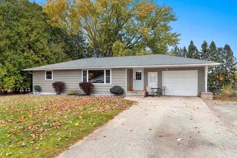 345 Wisconsin St, Oconto Falls, WI 54154