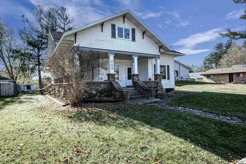 623 Cedar St, Tigerton, WI 54486