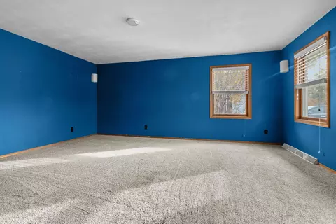 Living - 1022 E Capitol Dr, Appleton, WI 54911 photo 5 of 6