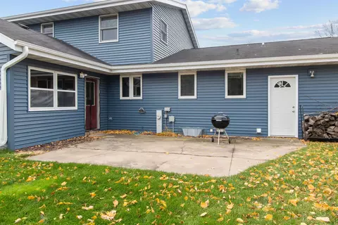 Exterior - 1022 E Capitol Dr, Appleton, WI 54911 photo 3 of 8