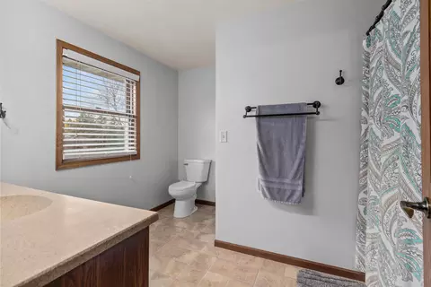 Bath - 1022 E Capitol Dr, Appleton, WI 54911 photo 2 of 4