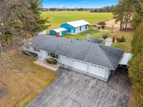 w3834 Wisconsin 64, Marinette, WI 54143