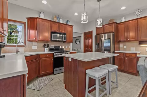 Kitchen - 4027 E Glory Ln, Appleton, WI 54913 photo 1 of 6