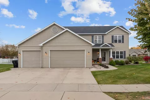 4027 E Glory Ln, Appleton, WI 54913