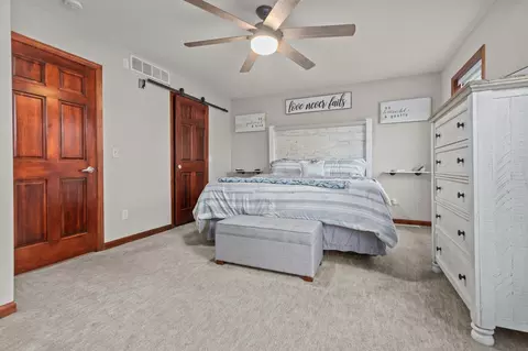 Bedroom - 4027 E Glory Ln, Appleton, WI 54913 photo 6 of 7