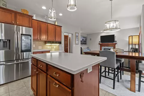 Kitchen - 4027 E Glory Ln, Appleton, WI 54913 photo 4 of 6