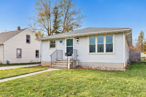 1011 Marshall Ave, Green Bay, WI 54303