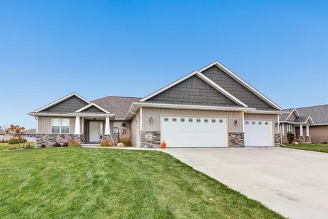 1765 Jerome Way, Green Bay, WI 54313