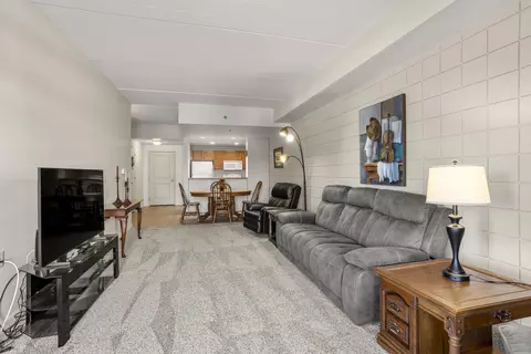 400 N Richmond St #430, Appleton, WI 54911 photo 5