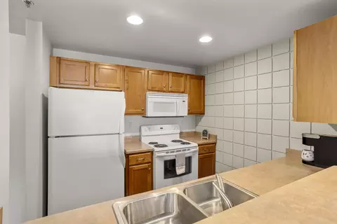 400 N Richmond St #430, Appleton, WI 54911 photo 8
