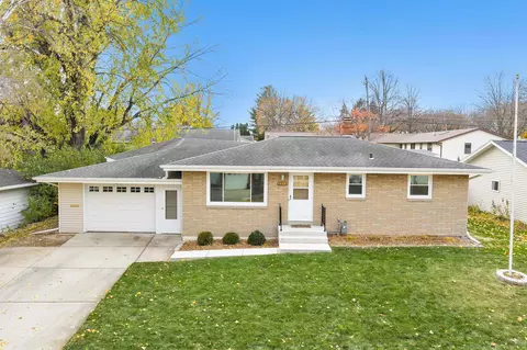 1373 Liberty St, Green Bay, WI 54304