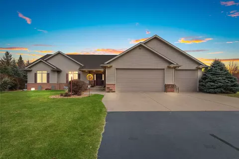 2378 Autumn Ridge Trl, Green Bay, WI 54313