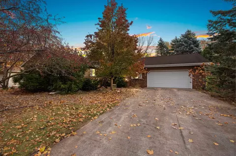 Exterior - 3118 N Oneida St, Appleton, WI 54911 photo 16 of 19