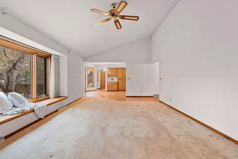 Living - 3118 N Oneida St, Appleton, WI 54911 photo 3 of 8