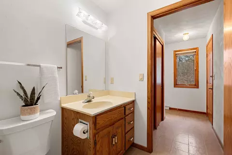 Bath - 3118 N Oneida St, Appleton, WI 54911 photo 1 of 6