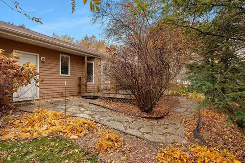 Exterior - 3118 N Oneida St, Appleton, WI 54911 photo 14 of 19