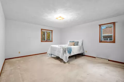 Bedroom - 3118 N Oneida St, Appleton, WI 54911 photo 2 of 10