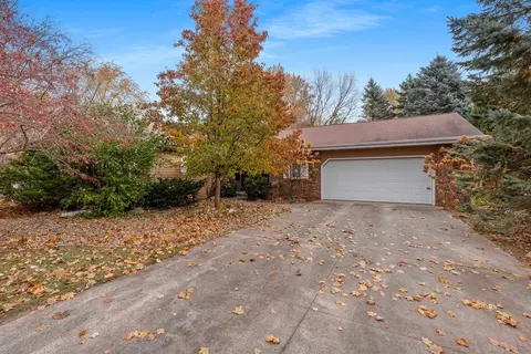 Exterior - 3118 N Oneida St, Appleton, WI 54911 photo 15 of 19