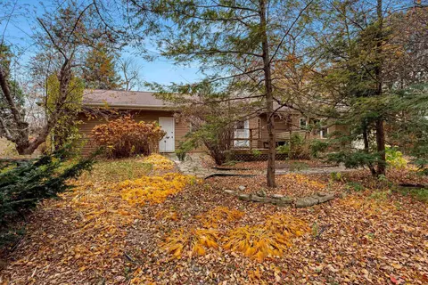 Exterior - 3118 N Oneida St, Appleton, WI 54911 photo 13 of 19
