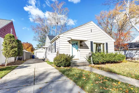 1108 Nicolet Ave, Green Bay, WI 54304