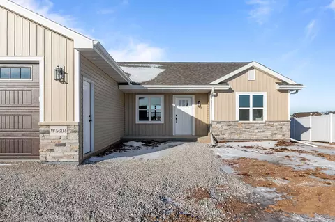 W5604 Tonys Way, Appleton, WI 54915 photo 38