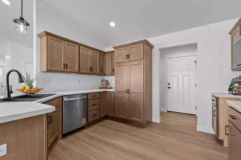 W5604 Tonys Way, Appleton, WI 54915 photo 9