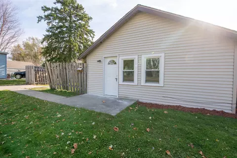 Exterior - 1403 W Summer St, Appleton, WI 54914 photo 1 of 8