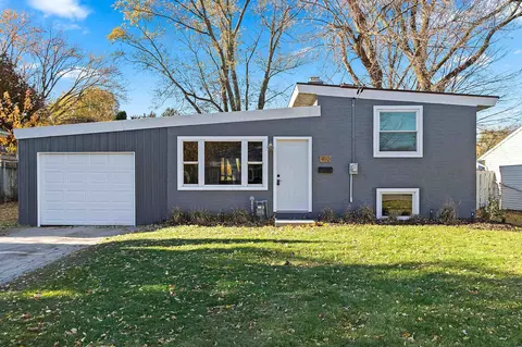 410 S Locust St, Green Bay, WI 54303