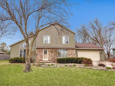 240 Scout Way, De Pere, WI 54115