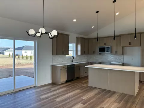 N9262 Anton Street, Appleton, WI 54915 photo 15