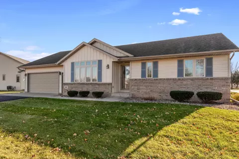 28 Schubert Ln, Fond Du Lac, WI 54935