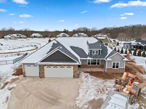 2783 Rodeo Dr, Green Bay, WI 54311