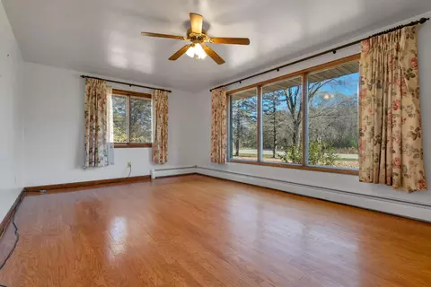 Living - 3047 S Pine Tree Rd, Oneida, WI 54155 photo 2 of 10