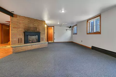 Living - 3047 S Pine Tree Rd, Oneida, WI 54155 photo 7 of 10