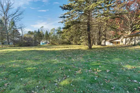 Exterior - 3047 S Pine Tree Rd, Oneida, WI 54155 photo 15 of 18
