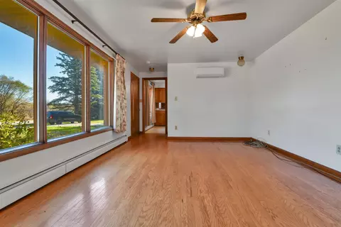 Living - 3047 S Pine Tree Rd, Oneida, WI 54155 photo 4 of 10