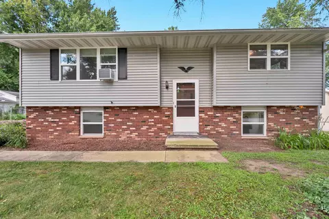 1420 Buffalo St, Green Bay, WI 54313