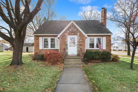 1165 Logan Ave, Marinette, WI 54143