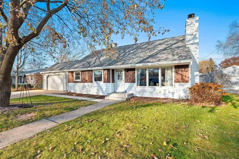 651 Karl St, Green Bay, WI 54301